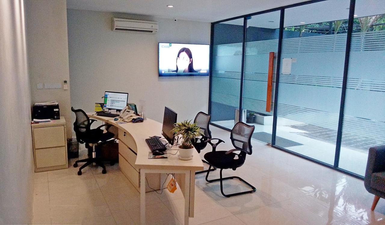 Legreen Suite Sudirman Джакарта Екстериор снимка